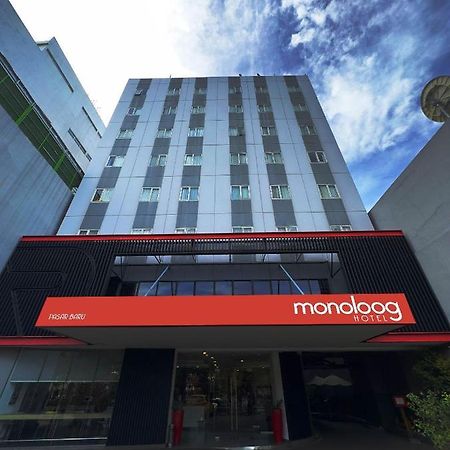 Monoloog Hotel Бекаси Экстерьер фото