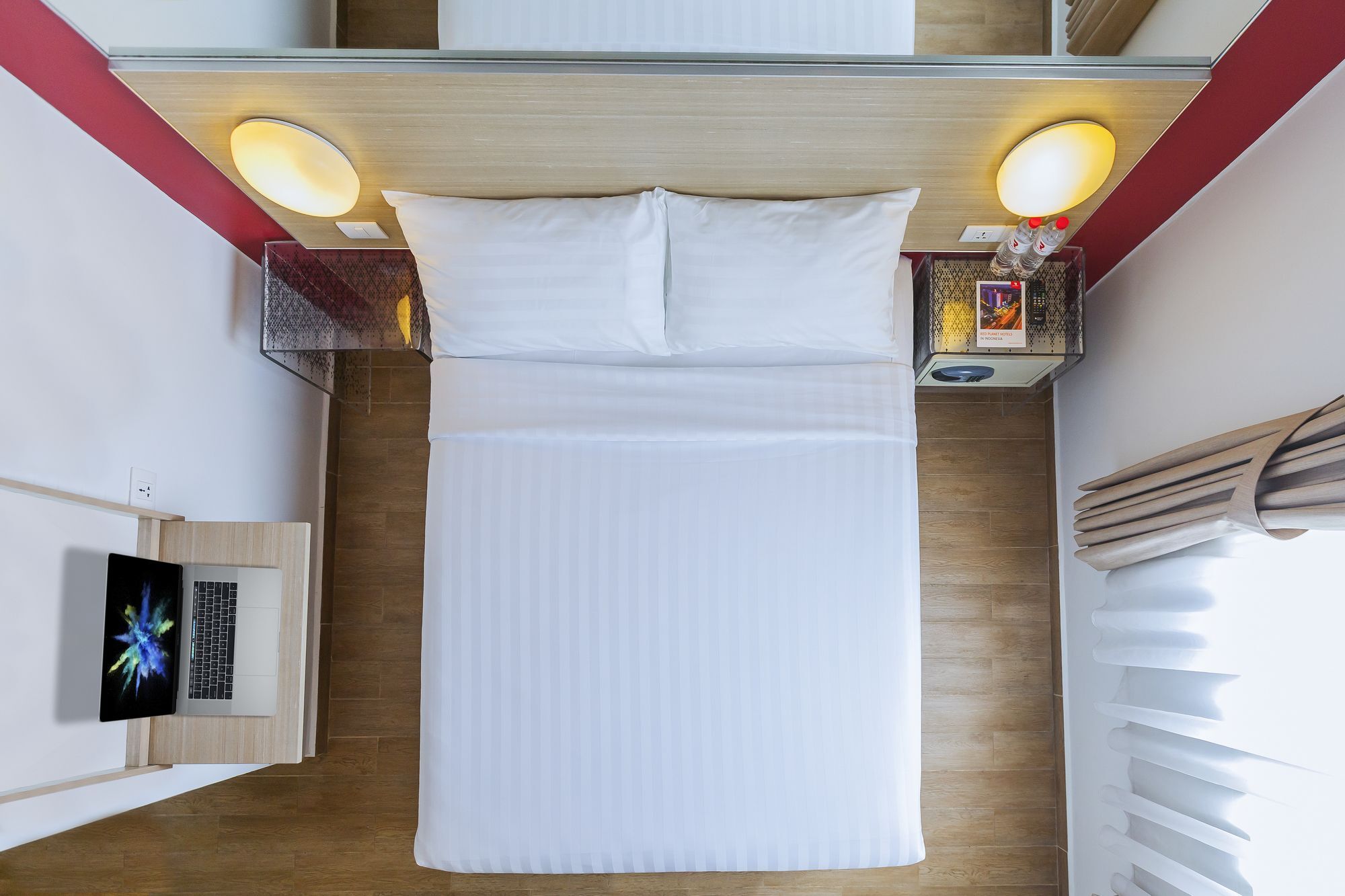 Monoloog Hotel Бекаси Экстерьер фото